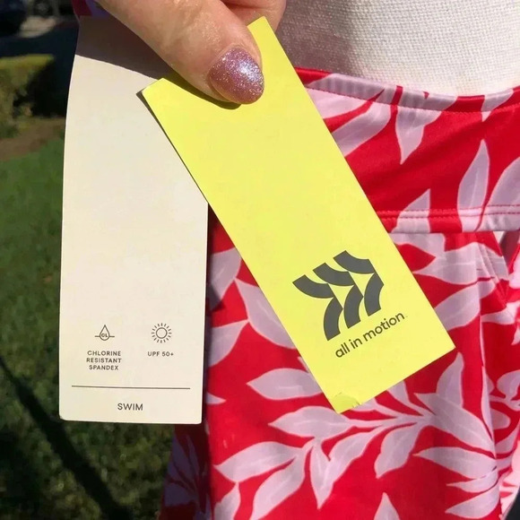 All In Motion Swim Top 20W NWT - Picture 5 of 7